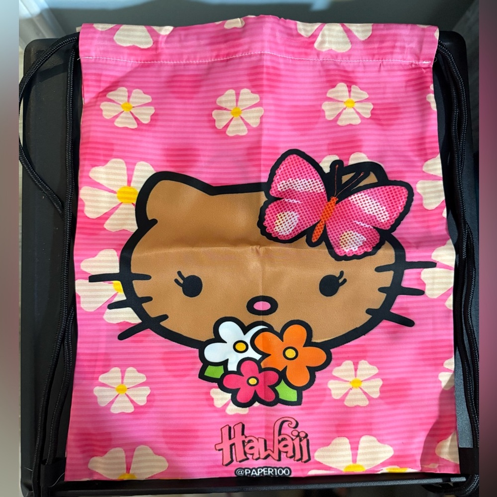 🆕 Nwot Hello Kitty Print Drawstring Bag